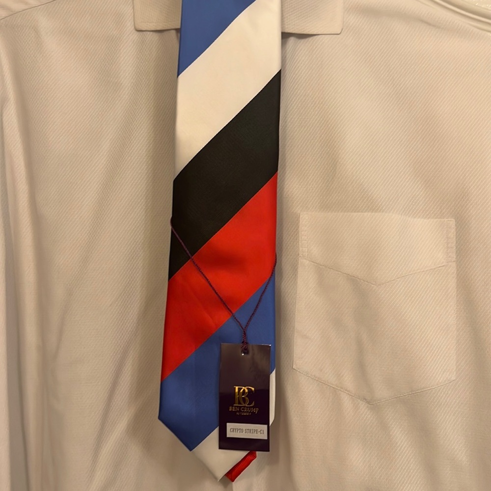 Verse 9 Crypto Stripe Tie & Hanky